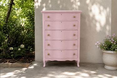 Serpentine Dresser