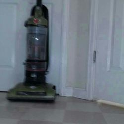 Hoover Rewind Clean Works Great Suction Like New