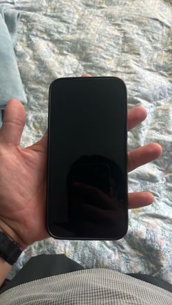 Apple iPhone 15