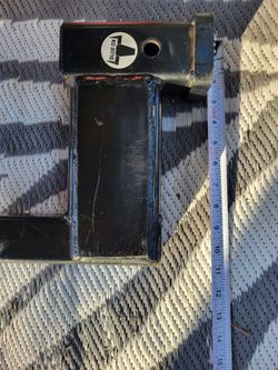 Blue Ox 8 inch Receiver Adapter