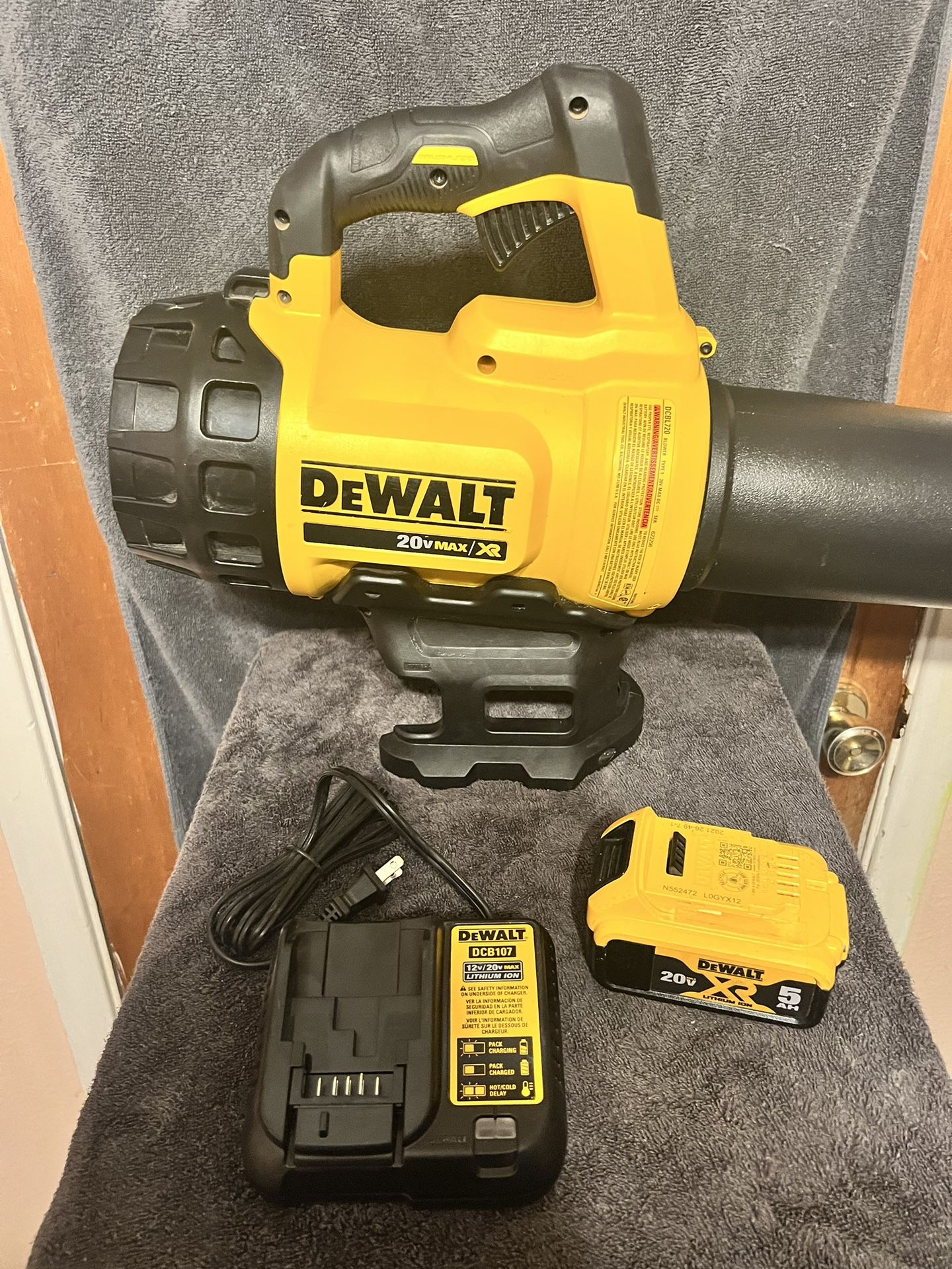 DEWALT DCBL720 CORDLESS BLOWER for Sale in San Antonio, TX OfferUp