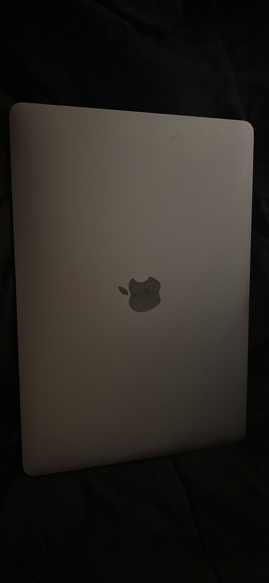 MacBook Air 2020 – 256GB – Space Gray – Like New – $500