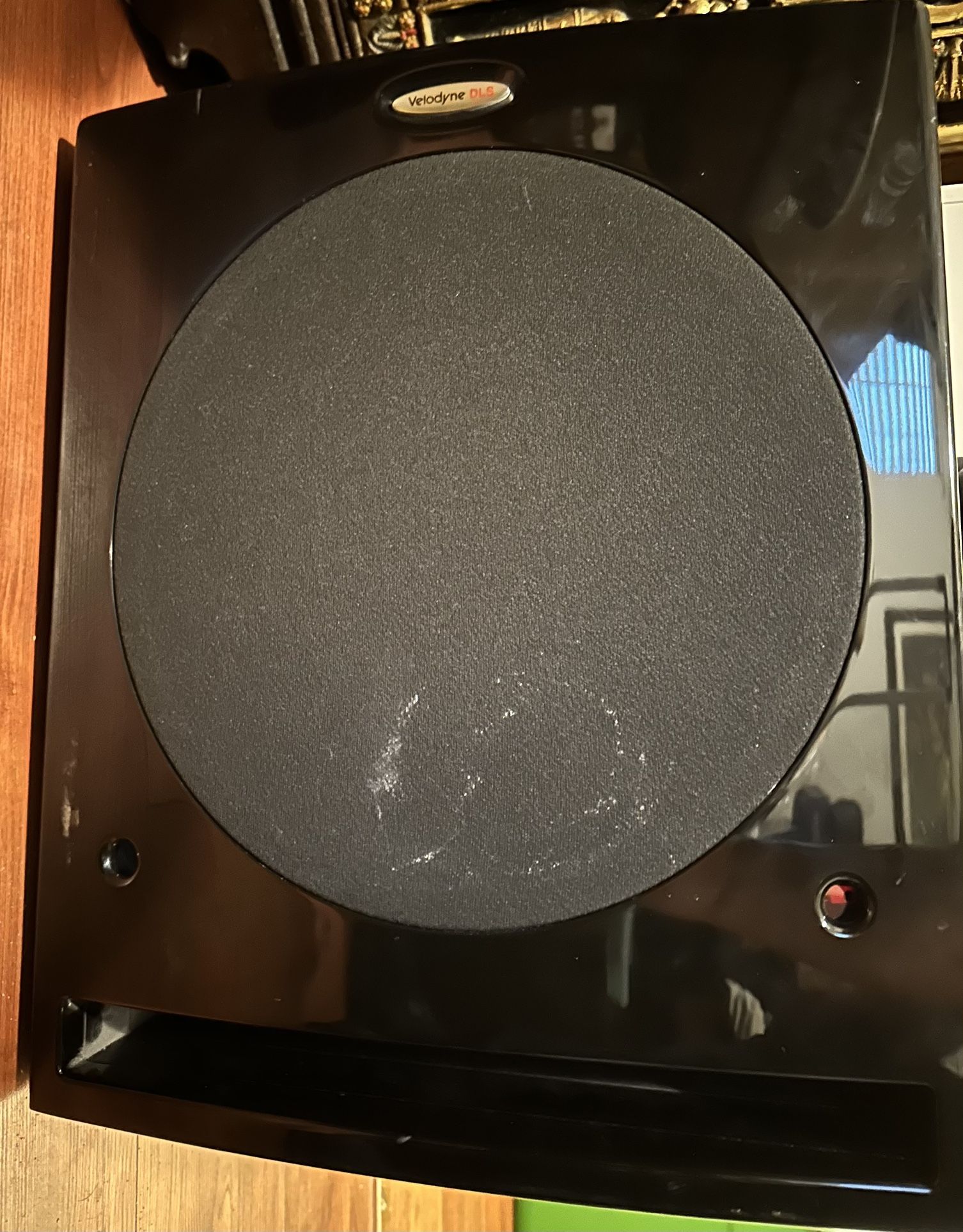 VELODYNE DLS SUBWOOFER 