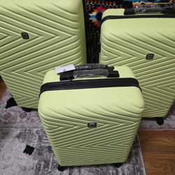 Travelhouse Flourescent Green