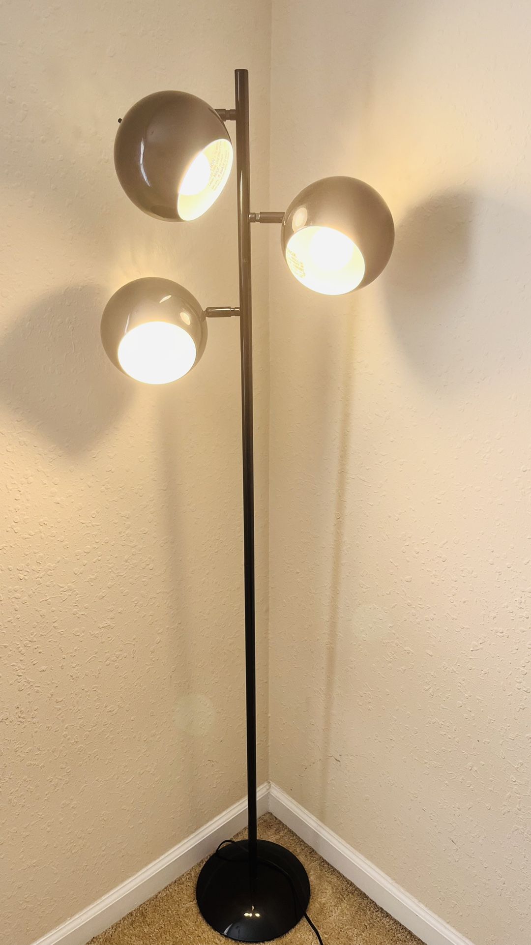 Black Metal Floor Lamp 3 Heads