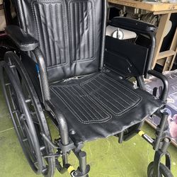 Silla De Ruedas - Wheelchair 