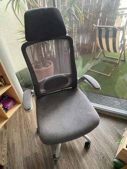 Mesh Office Chair with Armrests