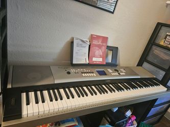 Yamaha YPG-535 88-Key Digital Piano with Wooden Stand