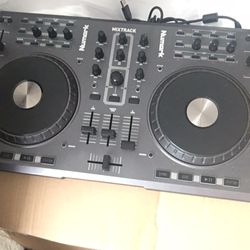 Numark Mixtrack For Parts Or Repair