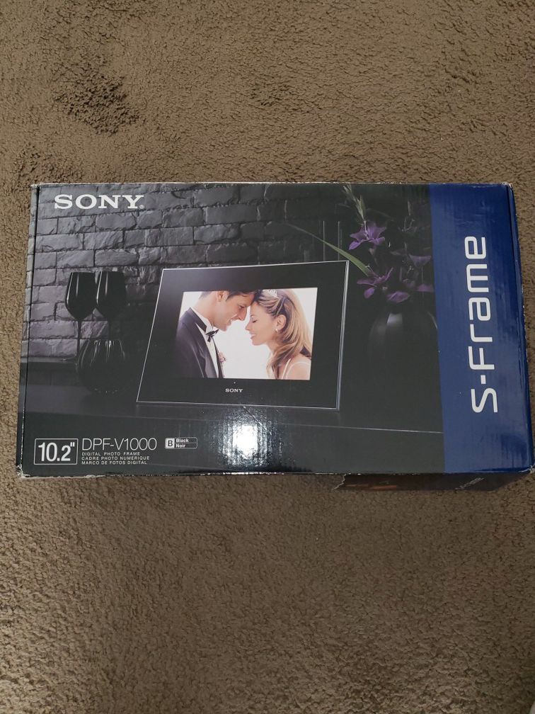 Sony digital photo frame 10.2
