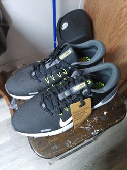 Nike Free G Shoes