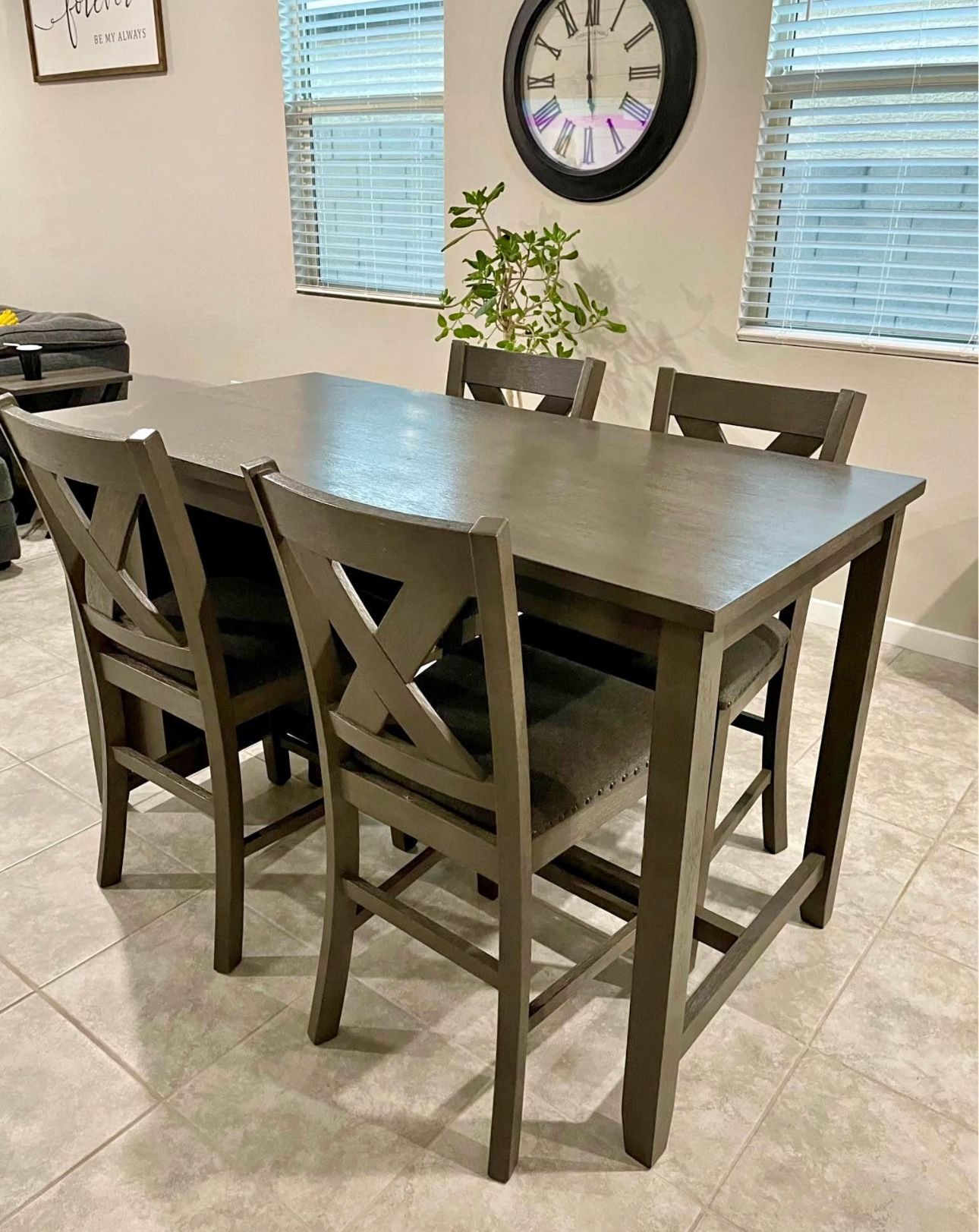 4 Chairs Table Set