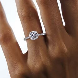 *** 3.02 Carat IGI Certified Lab Grown Round Diamond Ring  18k White Gold