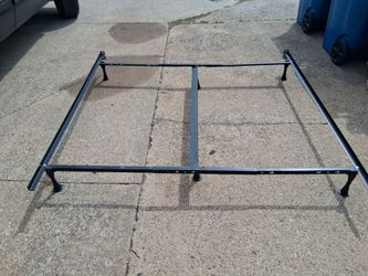 Metal Bed Frame (Multi-Size)/Estructura de Metal para Cama (Varios Tamaños)