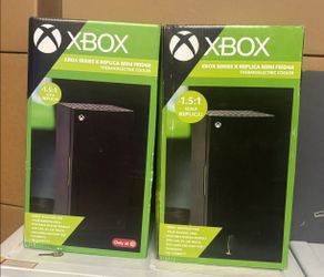Xbox Series X Mini Fridge