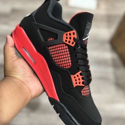 Jordan 4 Retro 