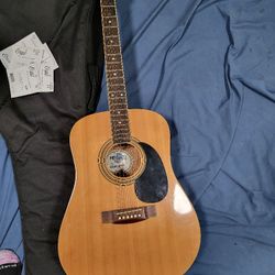 Mitchell Acoustic/electric Guitar Extra Strings