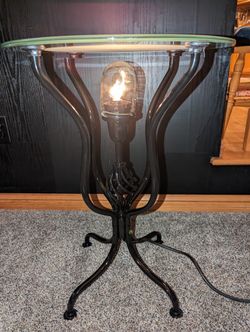 Vintage End Table With Light.
