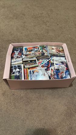Assorted sports cards