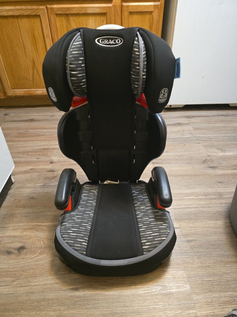 Booster Seat 