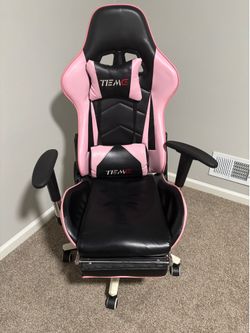 Gaming Chair Pink/Black with Footrest