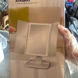 Tri-Fold LED Lighting Cosmetic Mirror