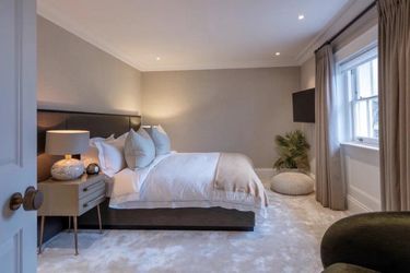 Apartment renting