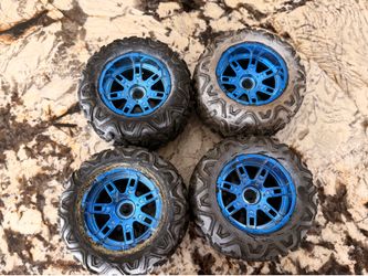 Losi 3XLT-E complete wheels tires