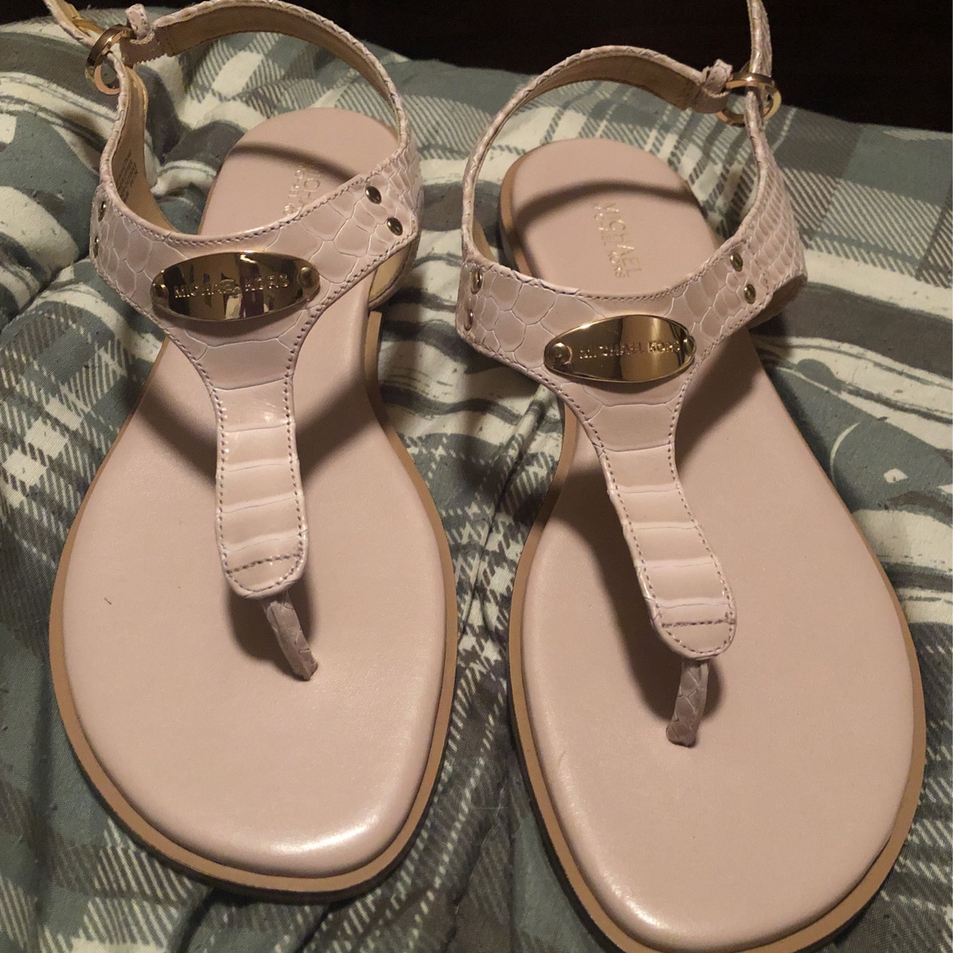 Michael Kors Size 9