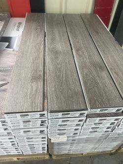 Lifeproof 7.13 in. W Heron's Landing Oak Waterproof Click Lock Rigid Luxury Vinyl Plank Flooring (19.01 sq. ft./case)