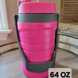 Under Armour 64 Oz Water Jug Thermos. Has Slide Up Hook For Hanging.