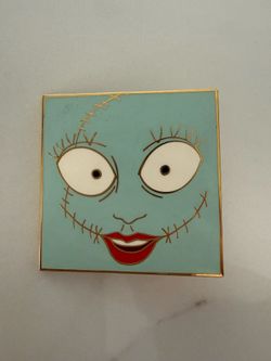 Nightmare Before Christmas Sally face pin