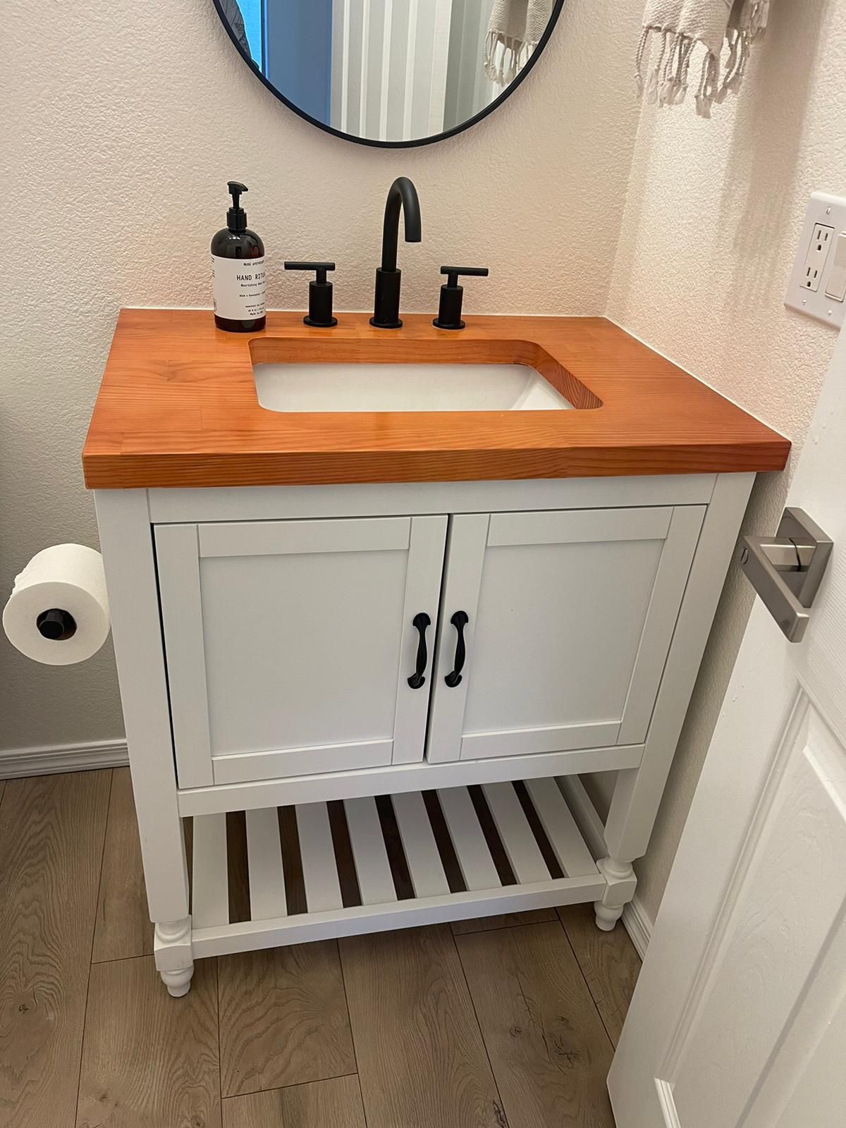 Bank side Vanity