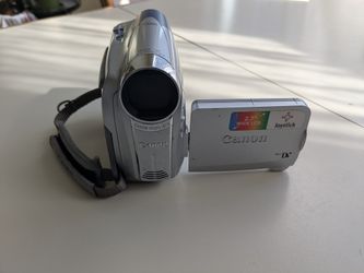 ZR800 NTSC Canon Mini DV Digital Video Camera (untested)