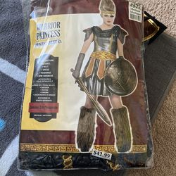 Adult Warrior Princess Dress Gloves And Head Piece Medium