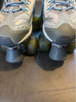 Y2K / Vintage Roller Skates