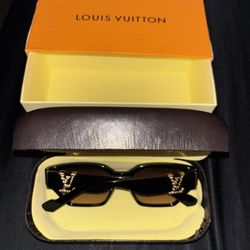 LV SUNGLASSES 