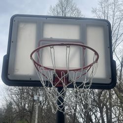 Basketball Hoop 
