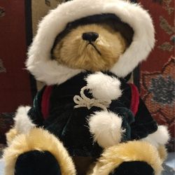 CHRISTMAS  GODIVA 2002 SANTA TEDDY BEAR W/ARTICULATED LEGS 11"  STUFFED PLUSH  TOY  