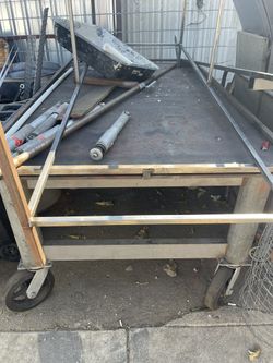 4x8 Steel Table 1/2 Top Distorted Top Not Flat 