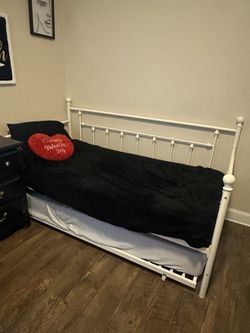 3 Twin Beds