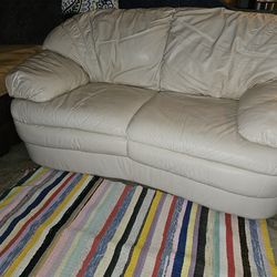 2 LEATHER LOVE SEATS Very Clean)