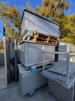 Heavy-Duty Stainless Steel Holding Tanks – Food Grade – Multiple Sizes Available