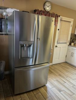 Refrigerator kenmore elite