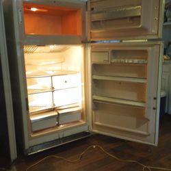 Antique Fridge Free Or To Trade For Working One