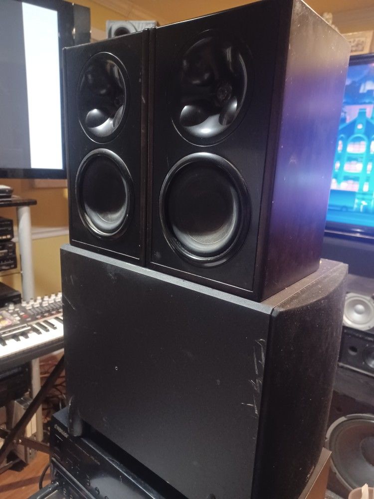 SONY PHONO/200W PYLE INT AMP/KLIPSCH WB14 SPEAKERS/300W SUB $600 FINAL PRICE