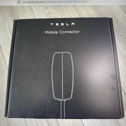 Tesla Mobile Connector Bundle 1991254-00-A