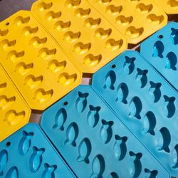 10 Silicone Molds For $25. 5 Ducks And 5 Fish Molds.