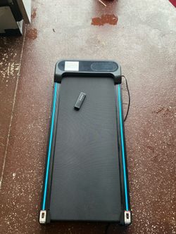 Walking pad with remote
