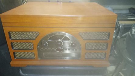 Nice Little Radio $20   FIRM PRICE ! REDUCED!